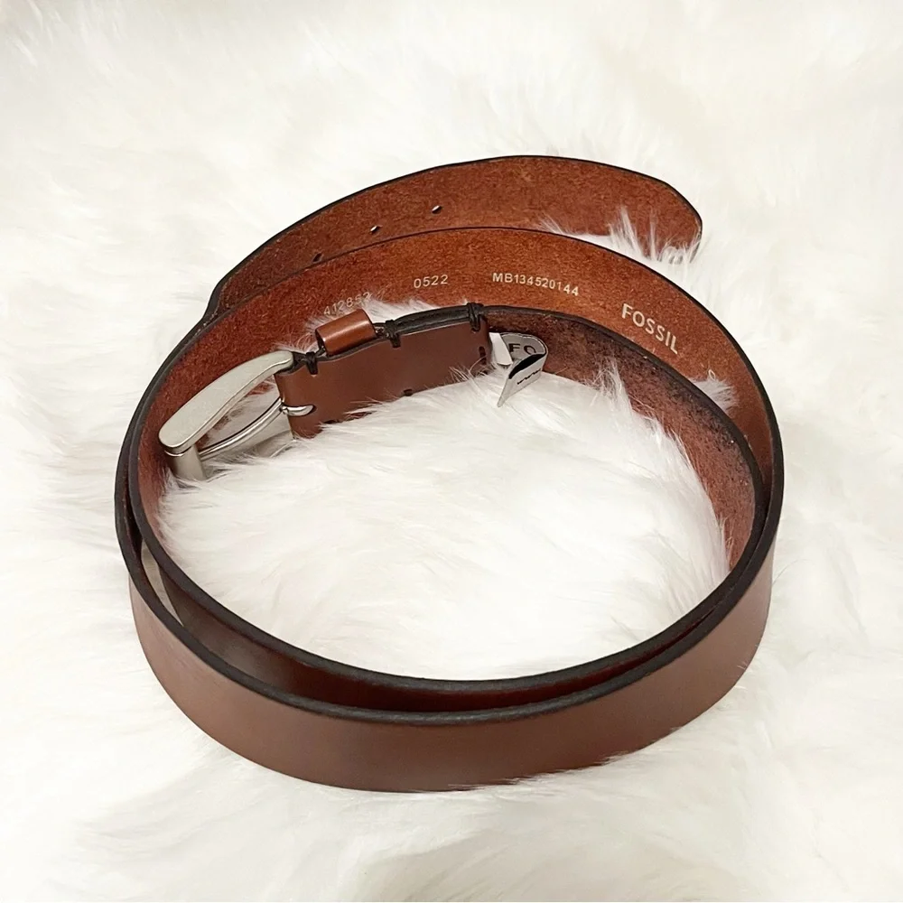 Fossil Genuine Leather Belt Size 110/44 Brown Cognac Classic Buckle